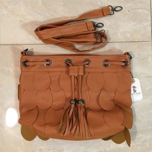 Petal design bucket crossbody bag